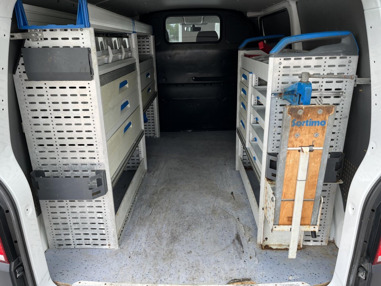 Transporter Kasten T6.1 KR 2,0 TDI (Klima+Navi+RearView)