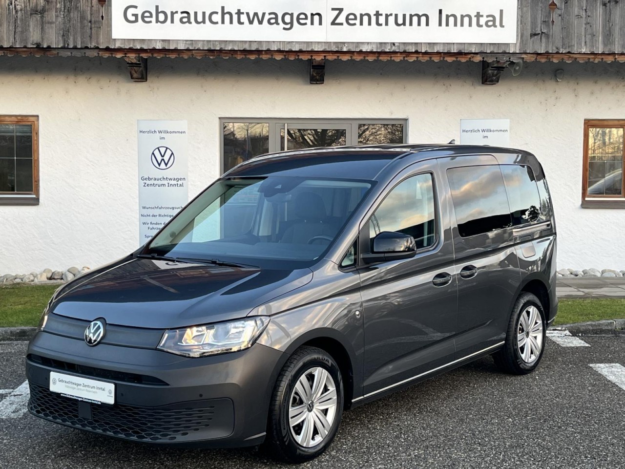 Caddy 2,0 TDI DSG (Navi+PDC+AHK) Klima