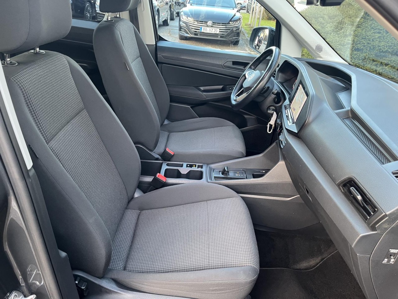 Caddy 2,0 TDI DSG (Navi+PDC+AHK) Klima