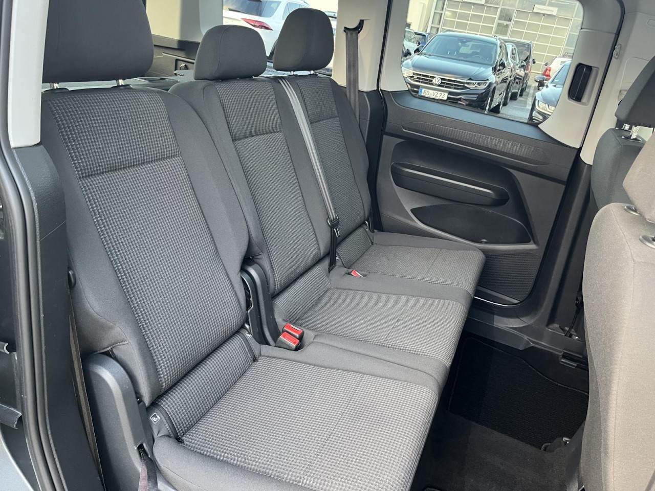 Caddy 2,0 TDI DSG (Navi+PDC+AHK) Klima