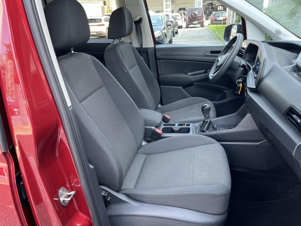 Caddy 2,0 TDI Basis (Klima+PDC+Sitzhzg) Klima