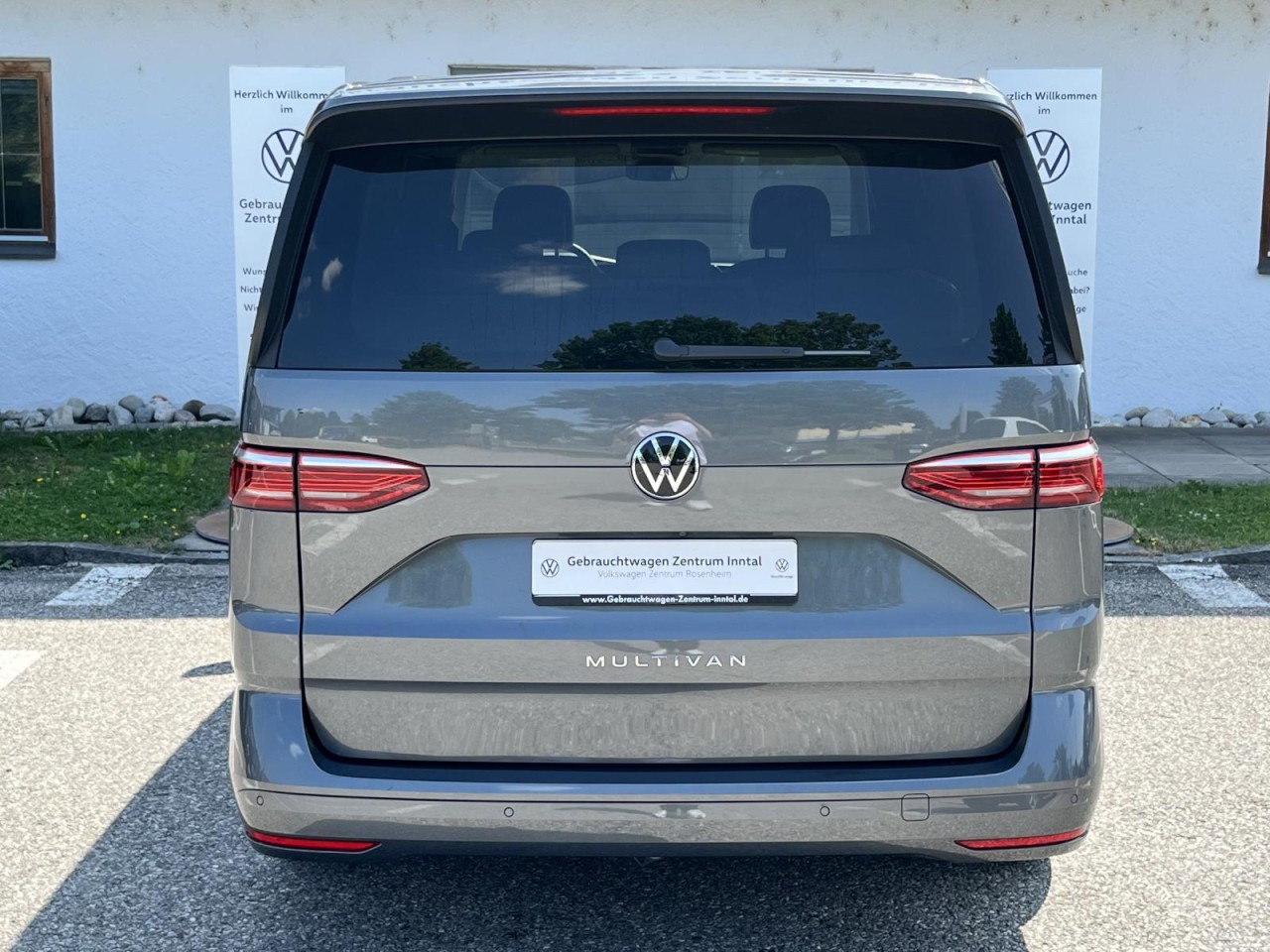 Multivan T7 2,0 TDI DSG Life LÜ (IQLight+AHK+Standhzg.)