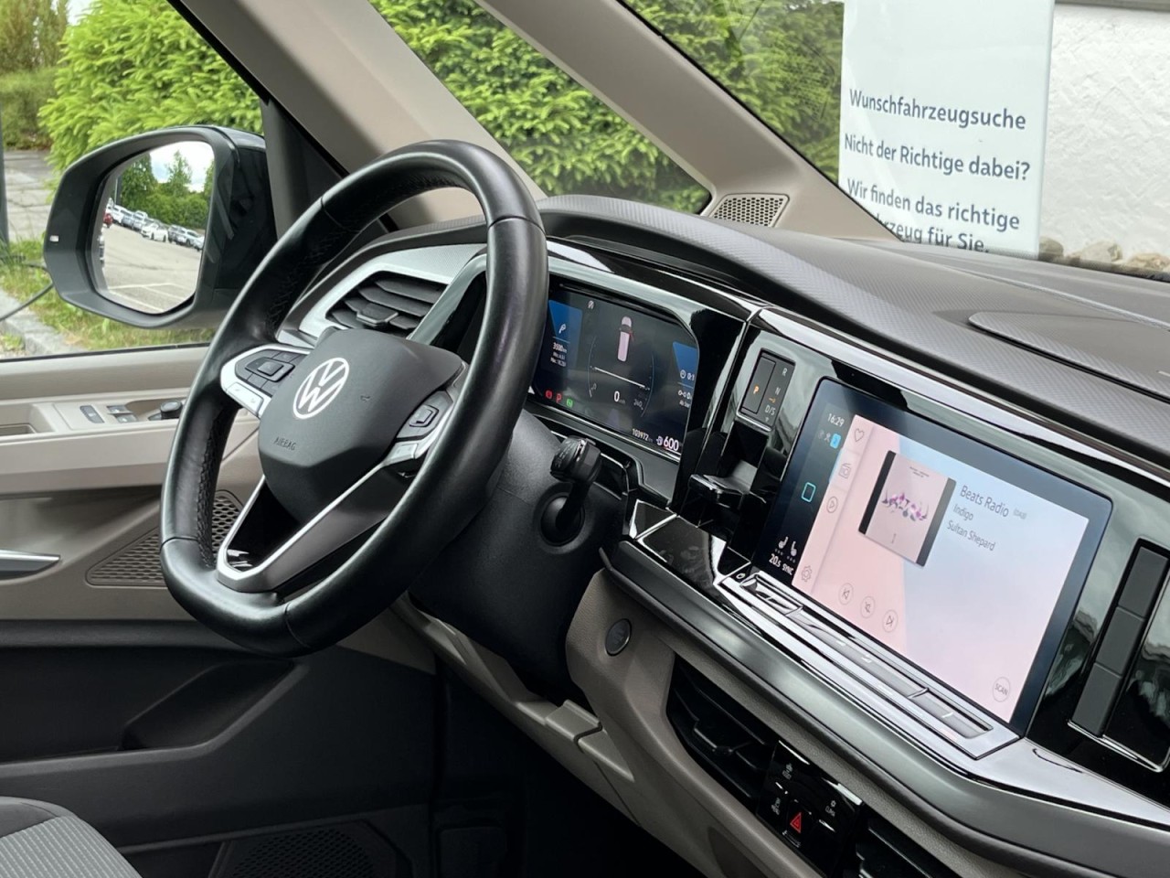 Multivan T7 2,0 TDI DSG KÜ (LED+Navi+RearView)