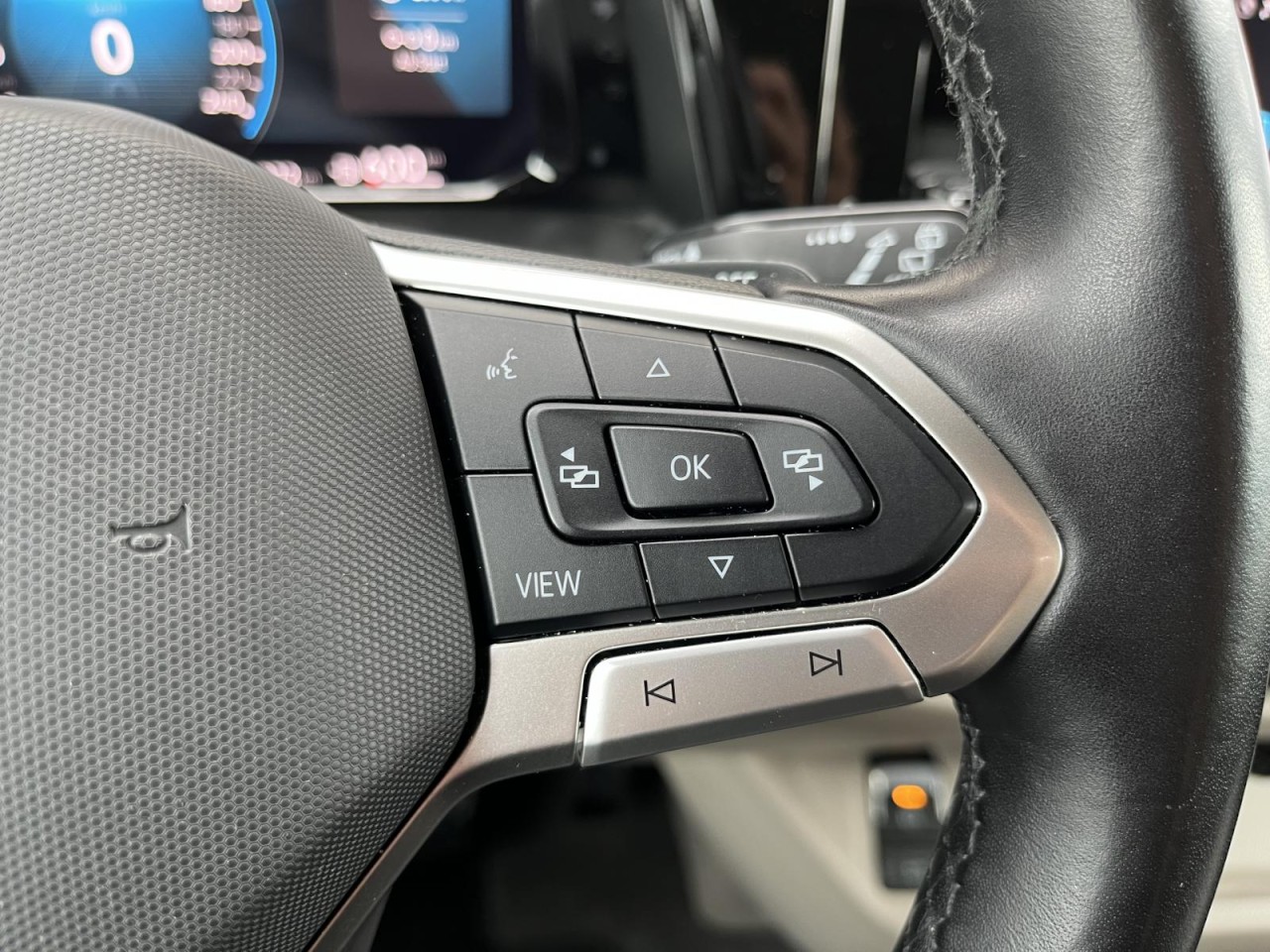 Multivan T7 2,0 TDI DSG KÜ (LED+Navi+RearView)