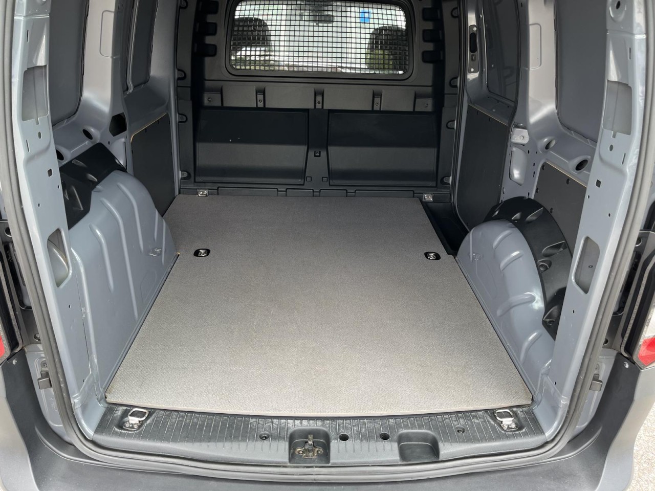 Caddy Cargo 2,0 TDI (Klima+RearView+Standhzg.)
