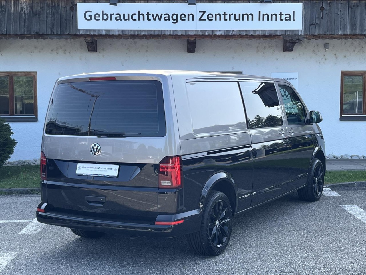 Transporter T6.1 Kasten LR 2,0 TDI DSG (Klima+LED+Navi+RearView)