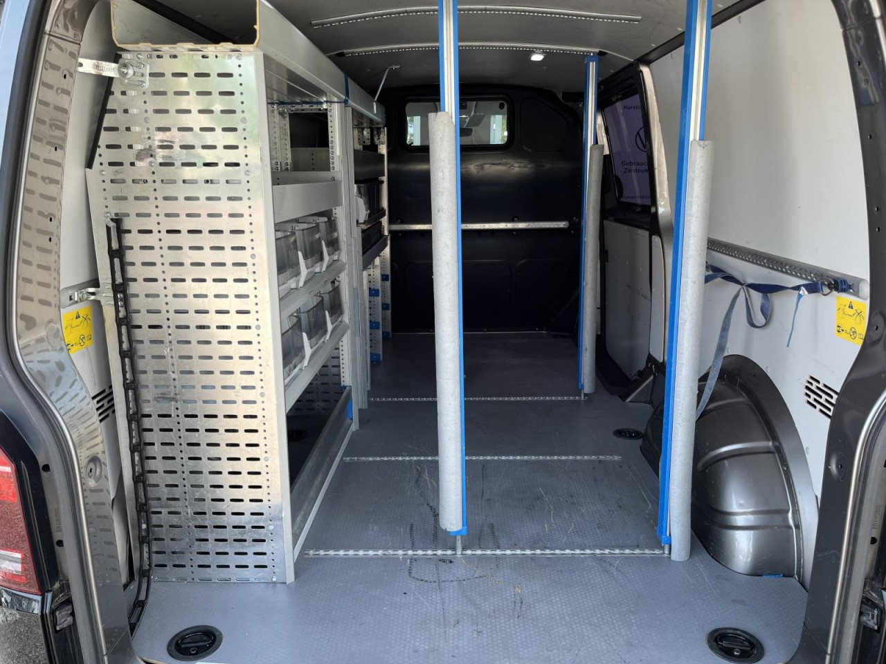 Transporter T6.1 Kasten LR 2,0 TDI DSG (Klima+LED+Navi+RearView)