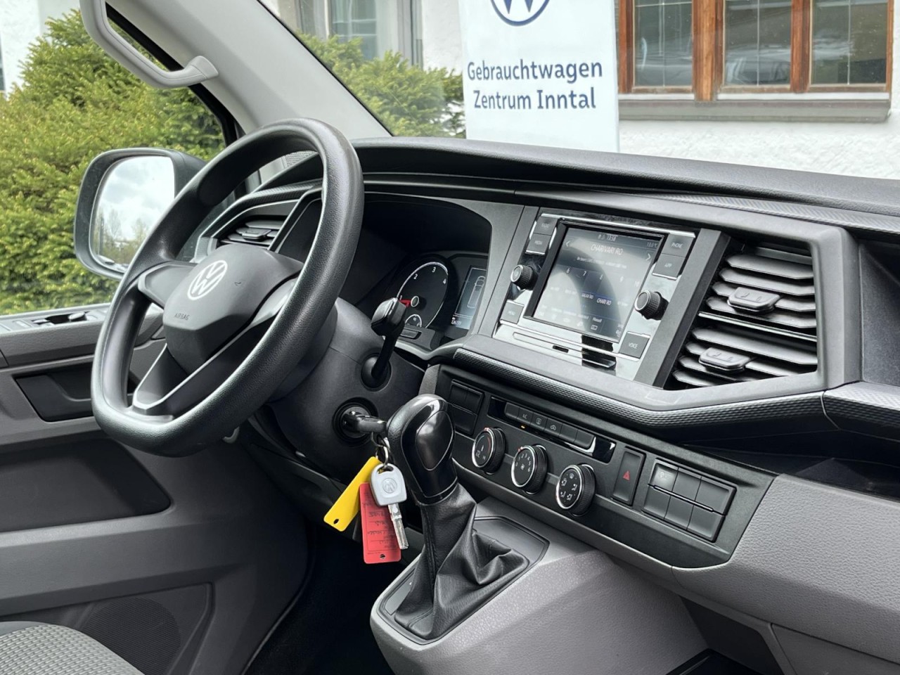Transporter Kasten T6.1 LR 2,0 TDI DSG (AHK+Klima)