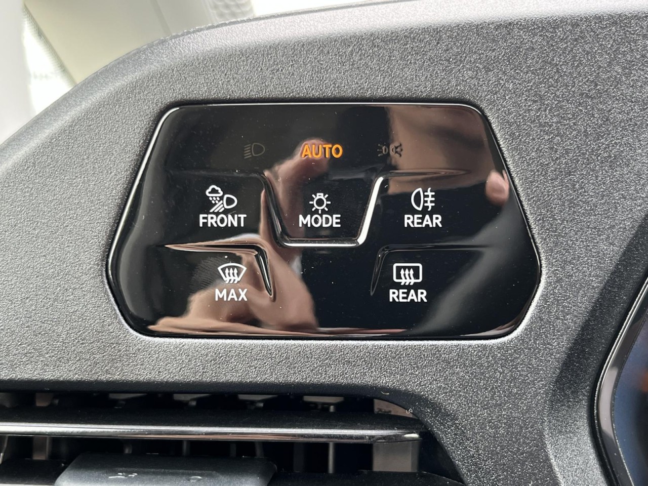 Caddy Maxi Life 2,0 TDI 4Motion Edition (Standhzg+RearView+AHK)