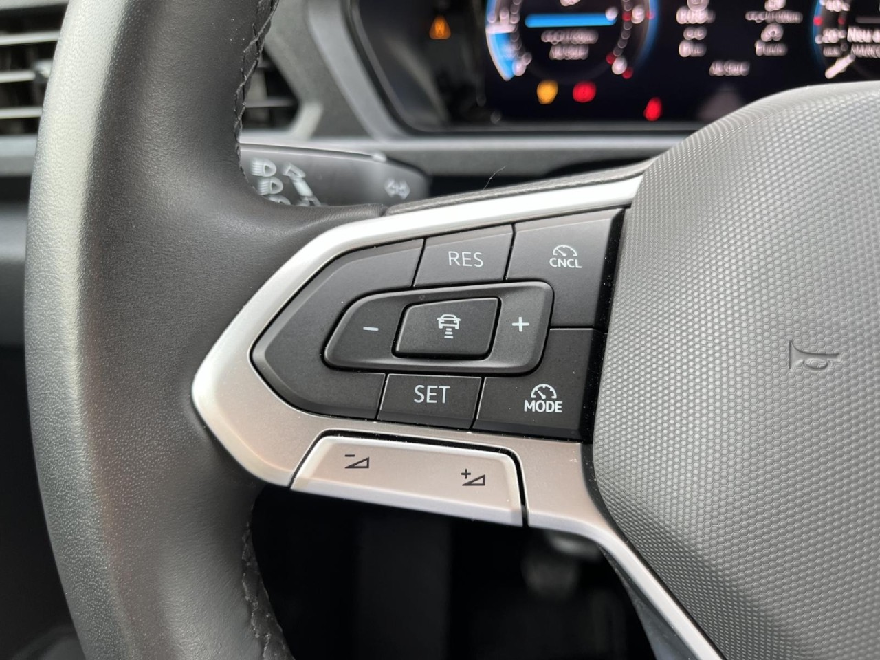 Caddy Maxi Life 2,0 TDI 4Motion Edition (Standhzg+RearView+AHK)