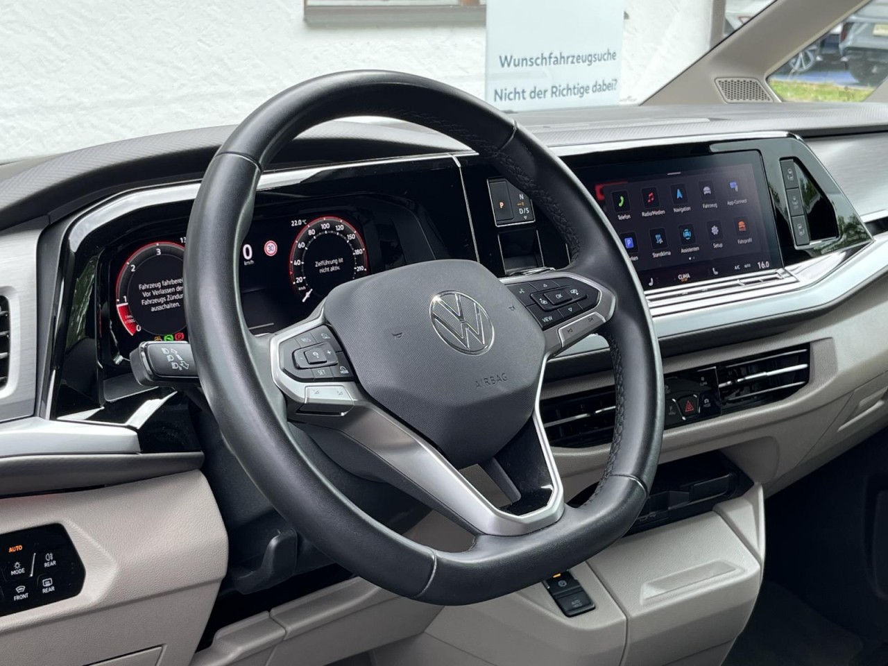 Multivan T7 2,0 TDI DSG Life KÜ (IQ.Light+AHK+Standhzg.)