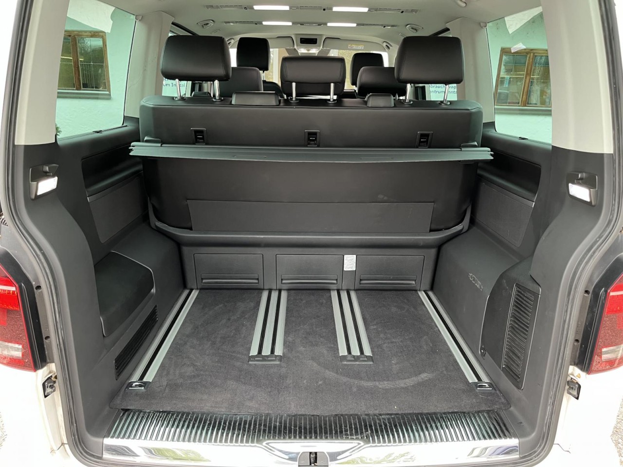 Multivan T6.1 Highline 2,0 TDI DSG 4Motion (AHK+LED+Standhzg.)