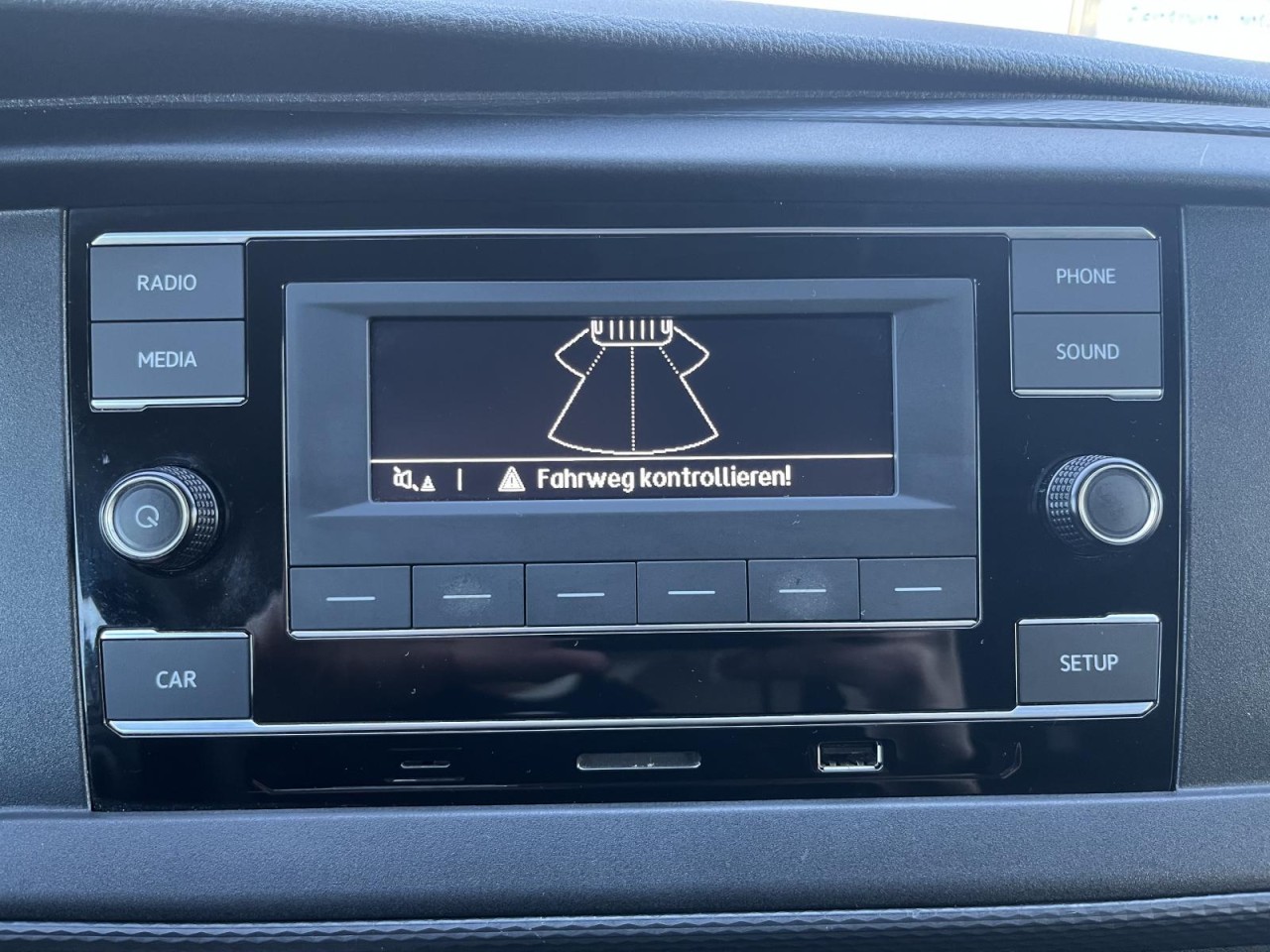 Transporter Kasten T6.1 KR 2,0 TDI (AHK+Klima+PDC)