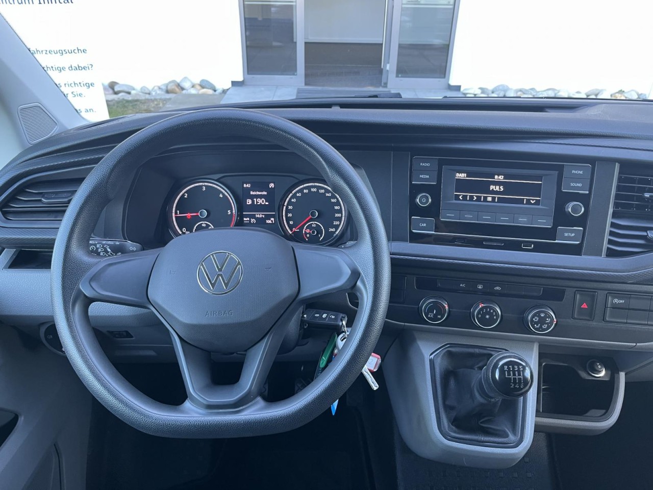 Transporter Kasten T6.1 KR 2,0 TDI (AHK+Klima+PDC)