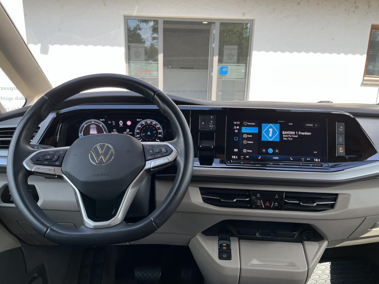 Multivan T7 2,0 TDI DSG Life LÜ (IQLight+Sithzg.+Standhzg.)