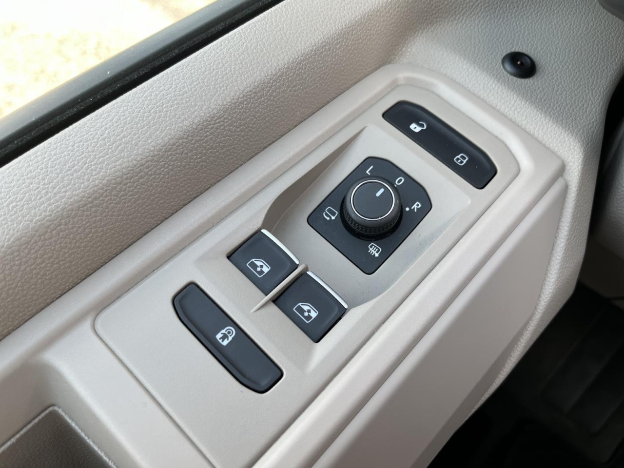 Multivan T7 2,0 TDI DSG Life LÜ (IQLight+Sithzg.+Standhzg.)