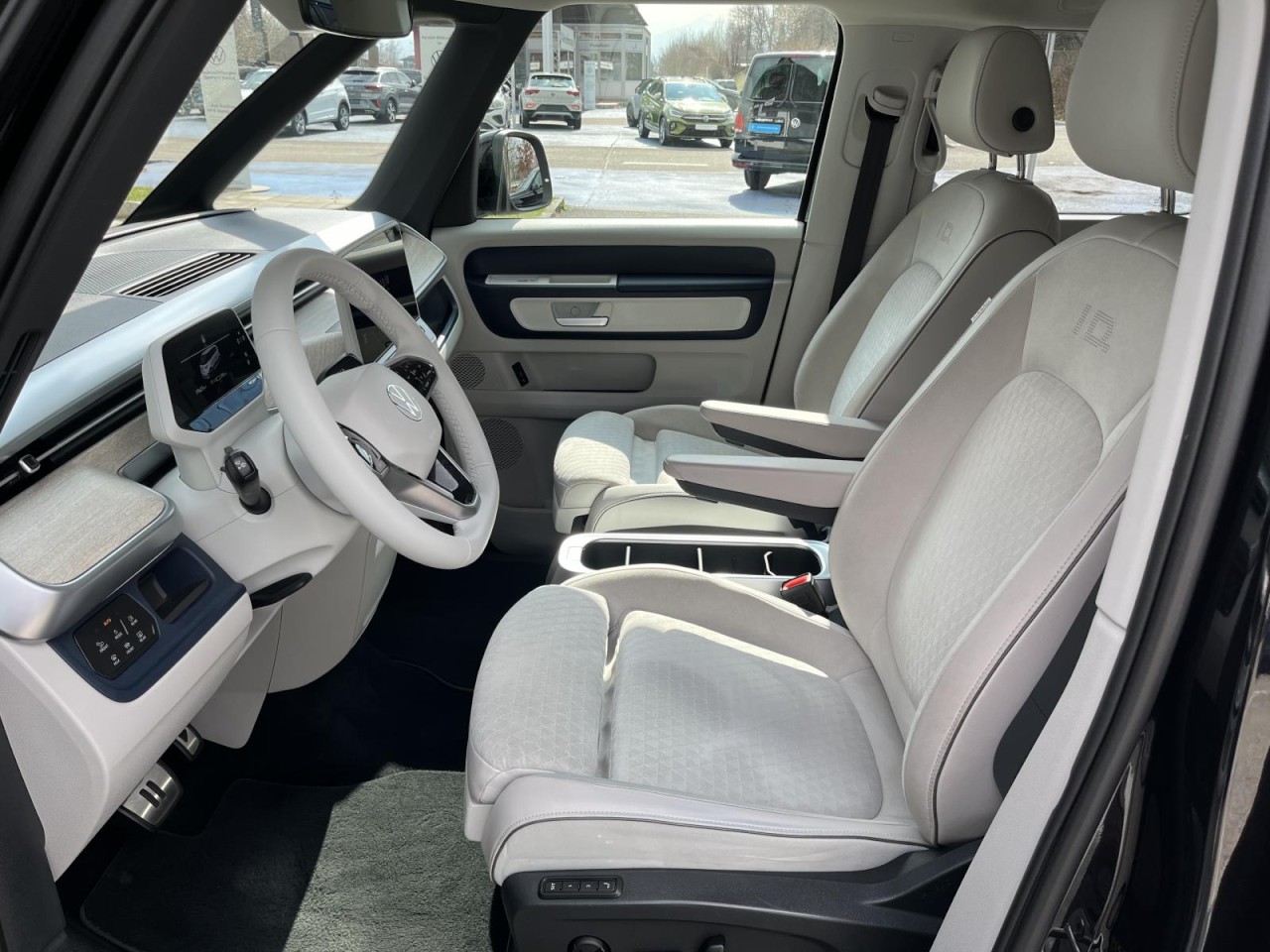 ID.Buzz ID Buzz Pro 150 kw CCS KR (AHK+IQ-Light+Navi)