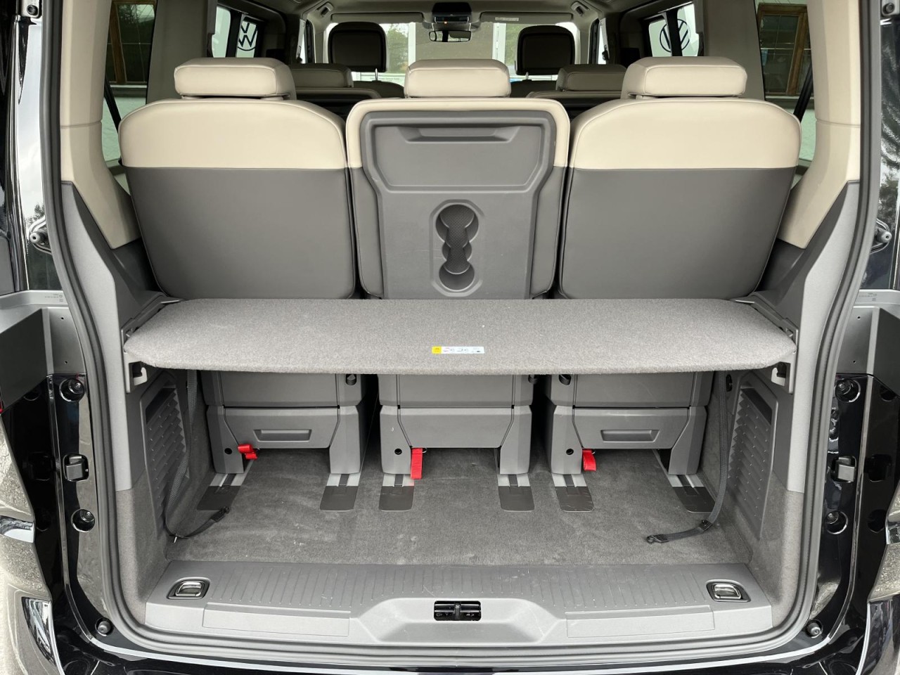 Multivan T7 KÜ 2,0 TDI DSG Life (IQ.Light+AHK+Sitzhzg.)