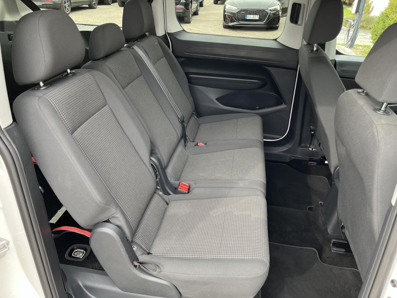 Caddy Maxi 1,5 TSI AMF-Rollstuhltransport (PDC+Klima)