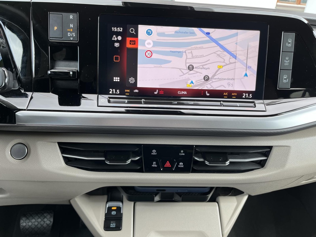 Multivan T7 Life KÜ 2,0 TDI DSG (IQ.Light+Sithzg.+AHK)