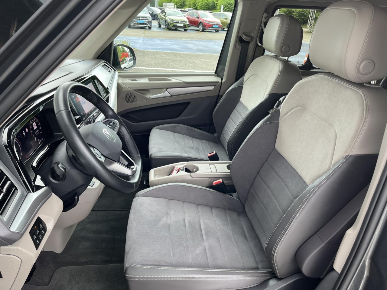Multivan T7 Life KÜ 2,0 TDI DSG (IQ.Light+Sithzg.+AHK)