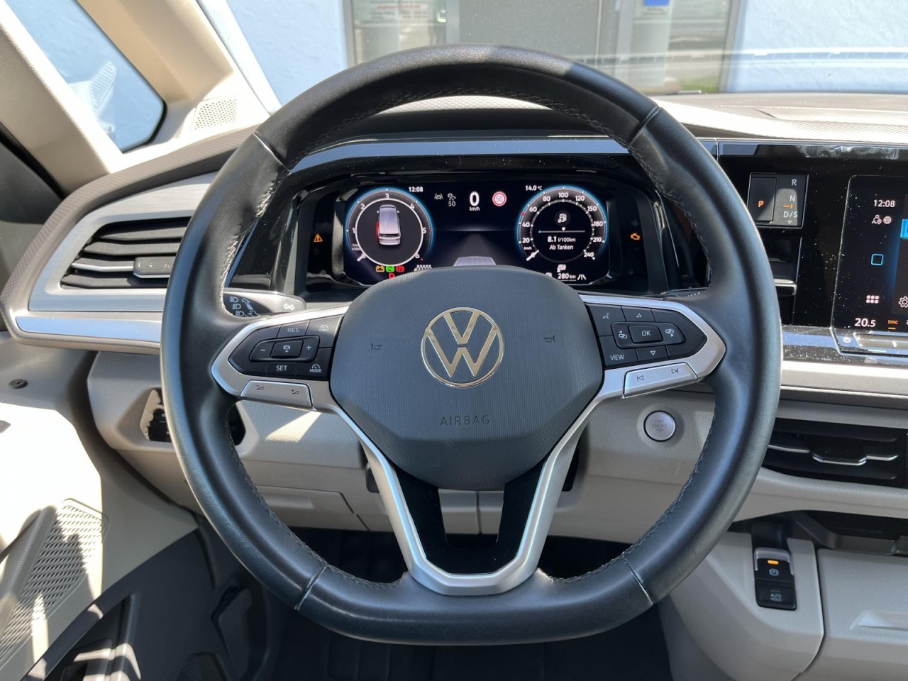 Multivan T7 Life KÜ 2,0 TDI DSG (LED+Navi+Standhzg.+AHK)