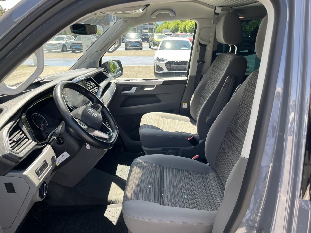 California T6.1 Beach Camper Edition 2,0 TDI DSG 4Motion (Nav+AHK)