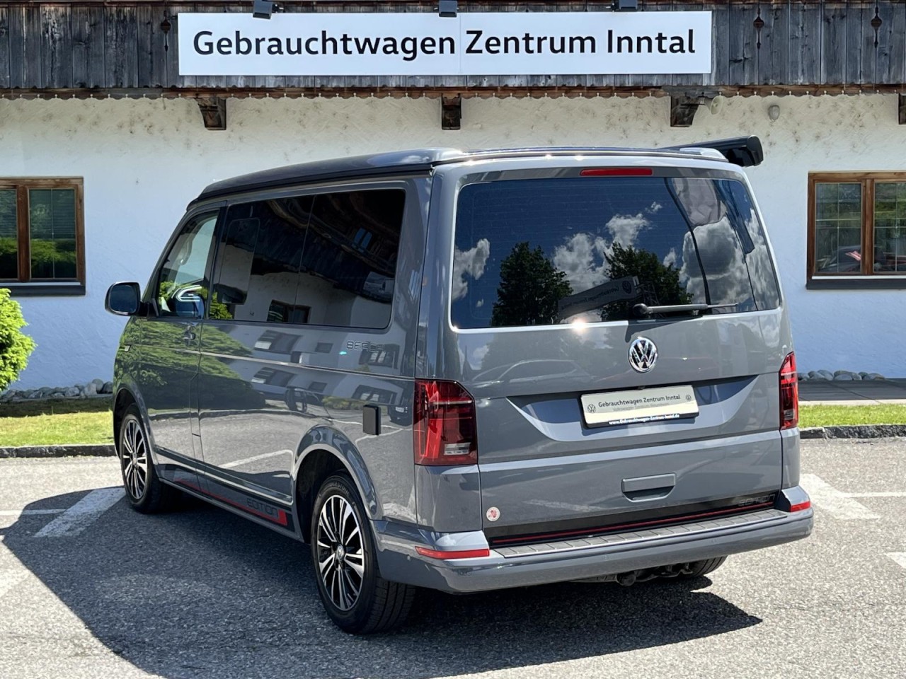 California T6.1 Beach Camper Edition 2,0 TDI DSG 4Motion (Nav+AHK)