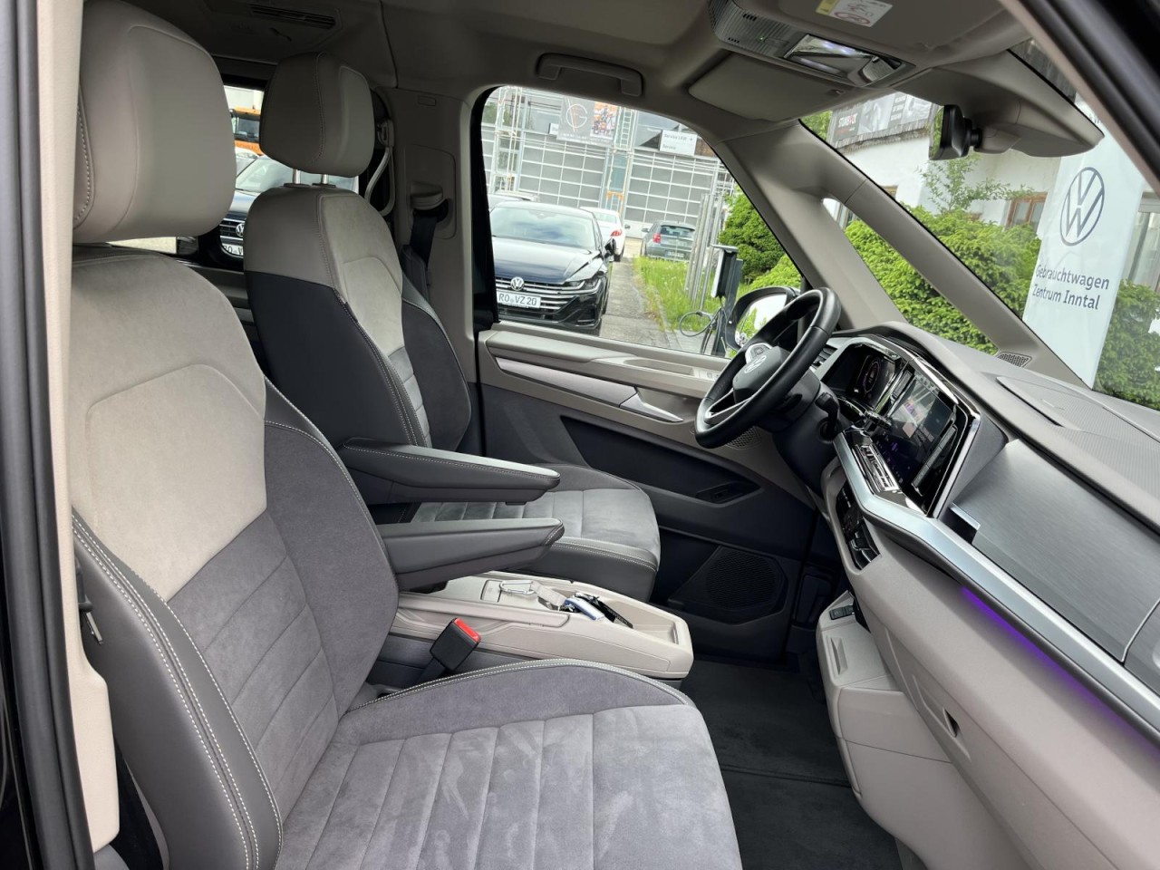 Multivan T7 2,0 TDI DSG Life (Standhzg.+IQLight)