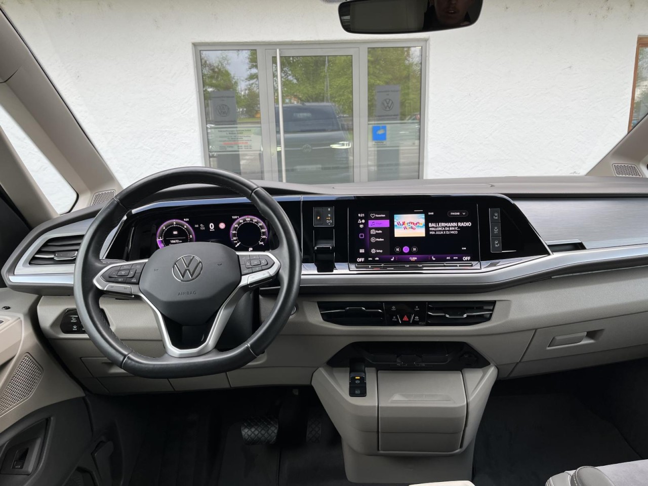 Multivan T7 2,0 TDI DSG Life (Standhzg.+IQLight)