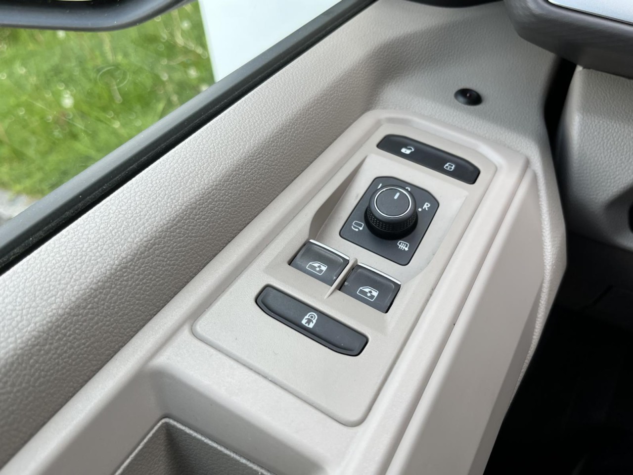 Multivan T7 2,0 TDI DSG Life (Standhzg.+IQLight)