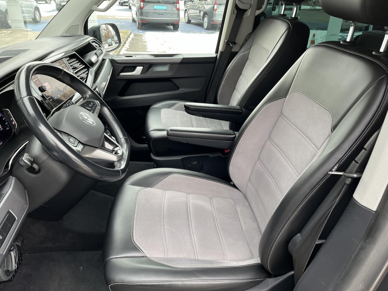 Multivan T6.1 Generation Six 2,0 TDI (AHK+LED+Standhzg.)