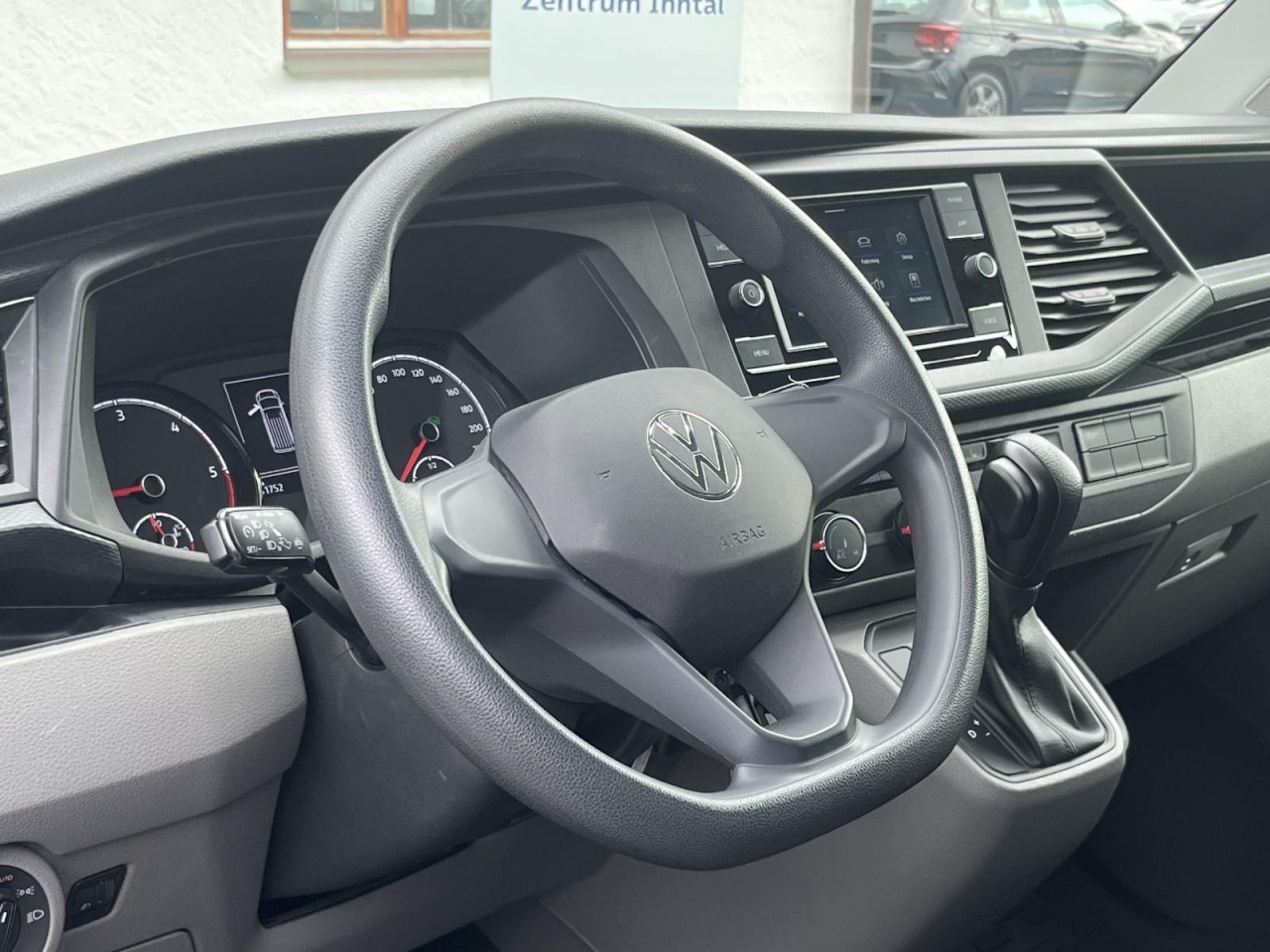 Transporter Kasten T6.1 2,0 TDI DSG (AHK+Klima)