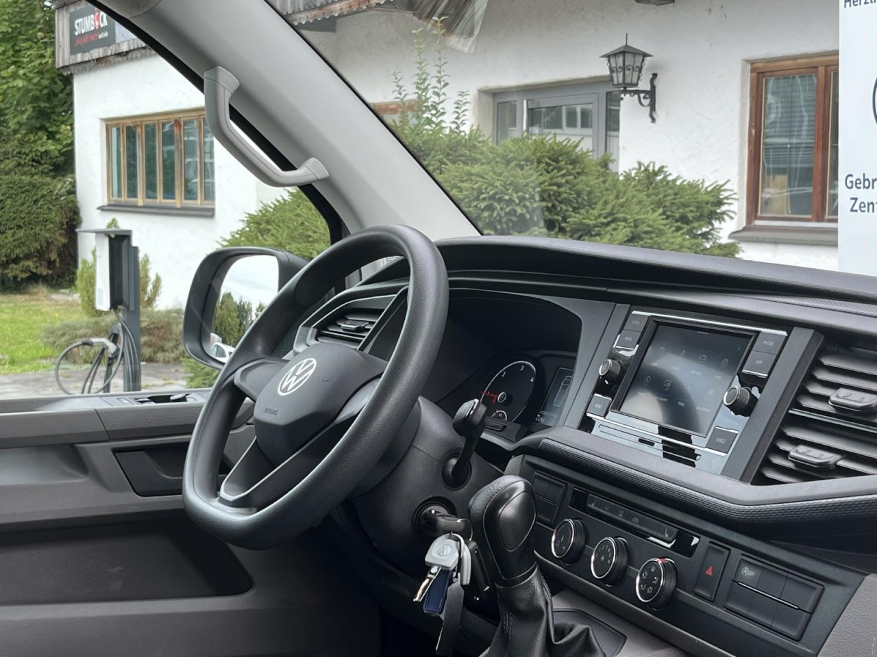 Transporter Kasten T6.1 2,0 TDI DSG (AHK+Klima)