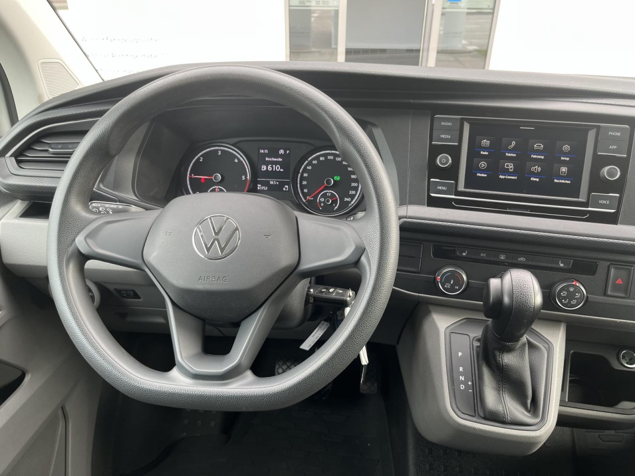 Transporter Kasten T6.1 2,0 TDI DSG (AHK+Klima)