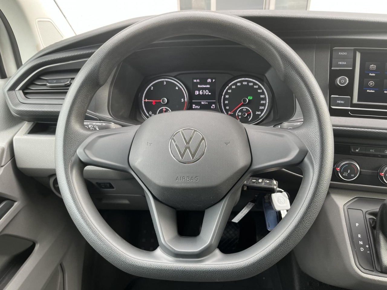 Transporter Kasten T6.1 2,0 TDI DSG (AHK+Klima)