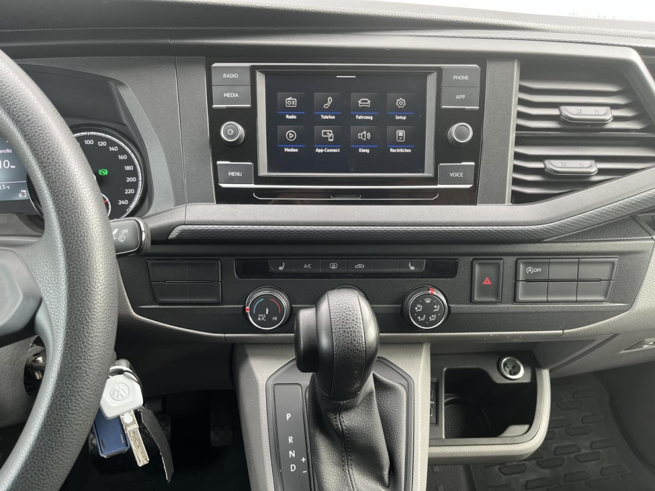 Transporter Kasten T6.1 2,0 TDI DSG (AHK+Klima)