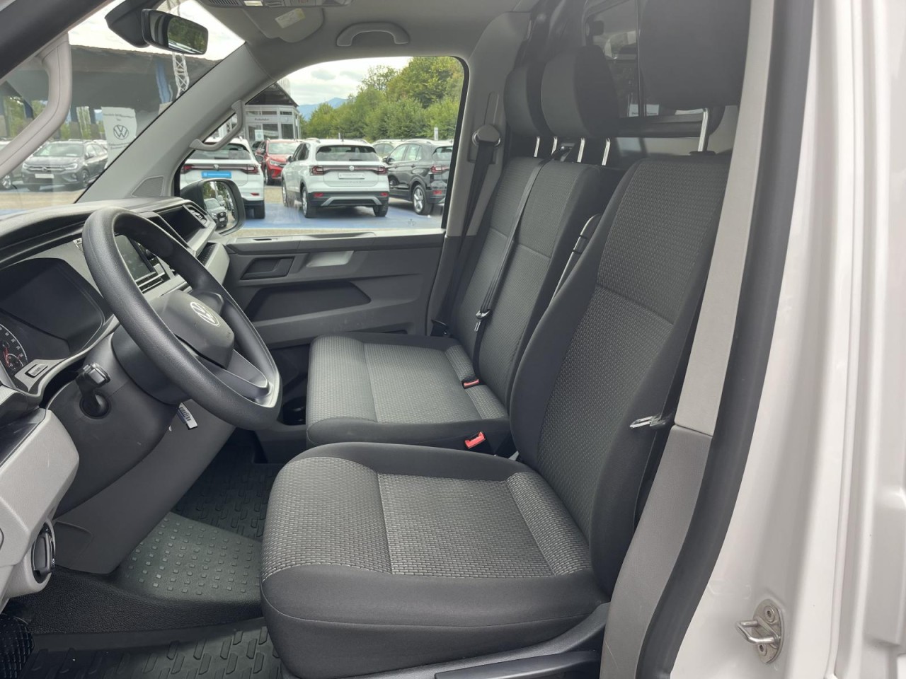 Transporter Kasten T6.1 2,0 TDI DSG (AHK+Klima)