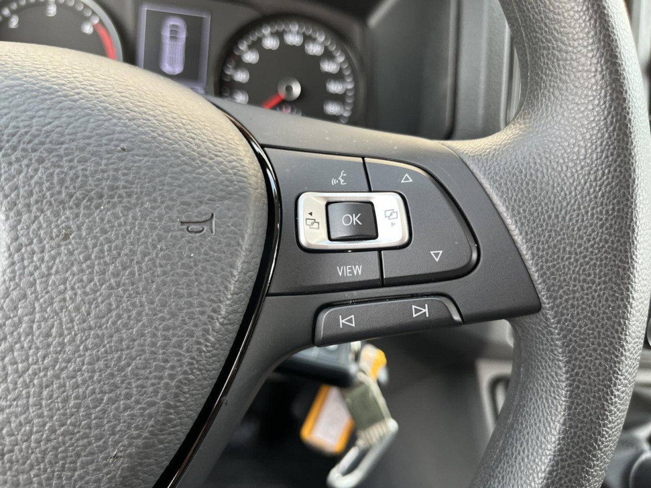 Crafter 35 Kasten MR HD 2,0 TDI (Sitzhzg.+AHK+RearView)
