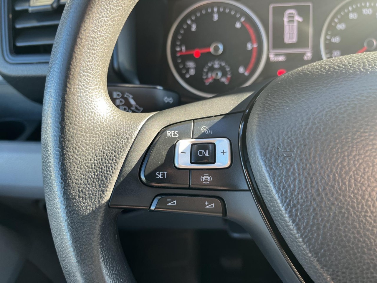 Crafter Crafter MR HD 2,0 TDI (Klima+RearView+Standhzg.)