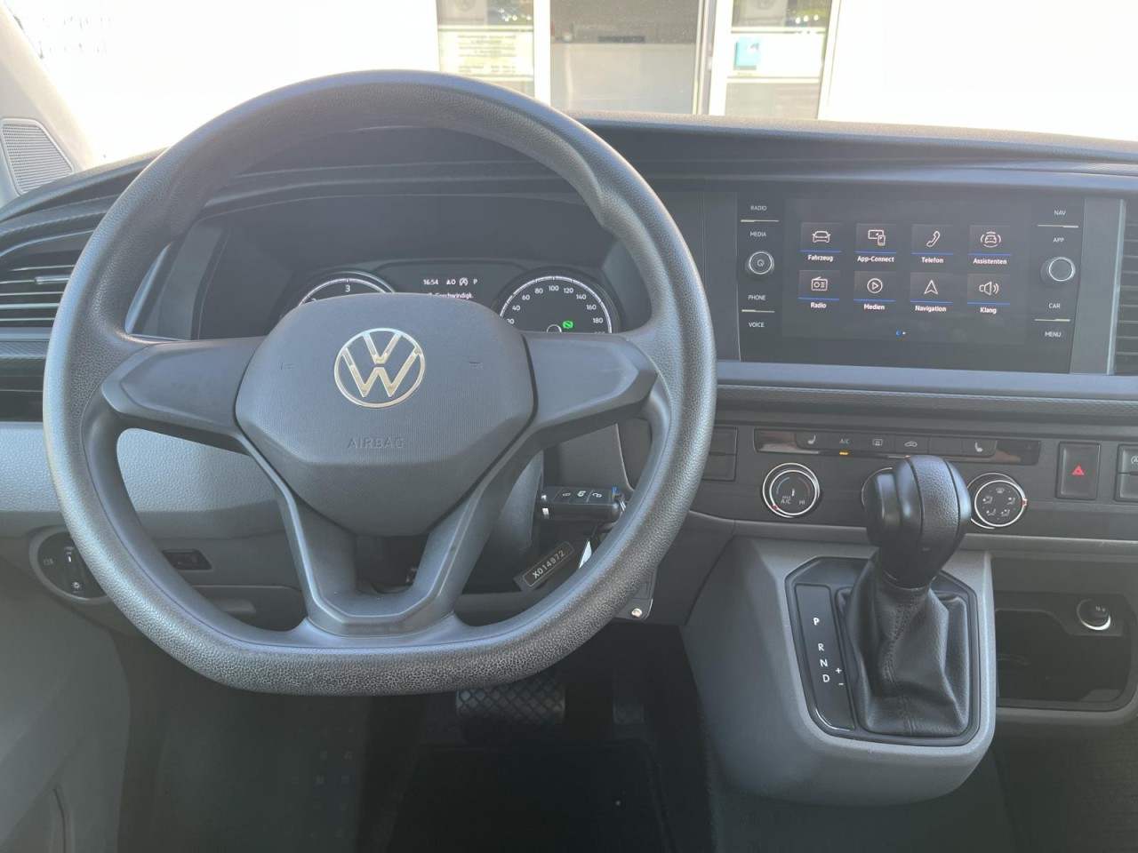 Transporter Kasten T6.1 KR 2,0 TDI DSG (AHK+Navi+Kamera)