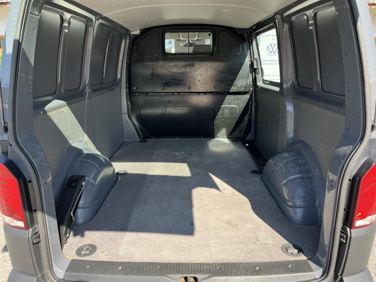 Transporter Kasten T6.1 KR 2,0 TDI DSG (AHK+Navi+Kamera)
