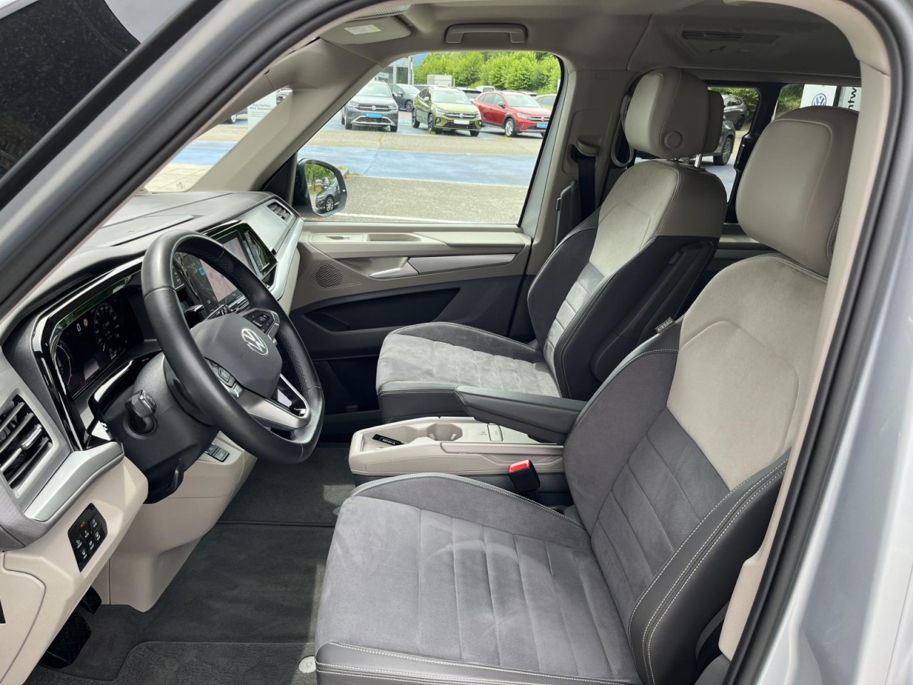 Multivan T7 Life KÜ 2,0 TDI DSG (Matrix+Navi+Standhzg.)