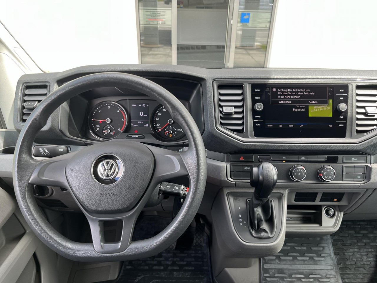 Crafter EK MR Kofferaufbau LBW 2,0 TDI DSG (Klima,Navi,Kamera,)
