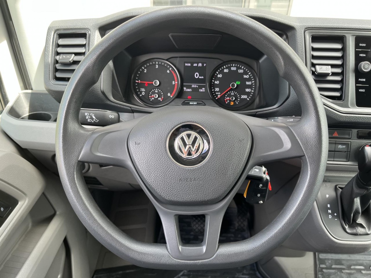 Crafter EK MR Kofferaufbau LBW 2,0 TDI DSG (Klima,Navi,Kamera,)