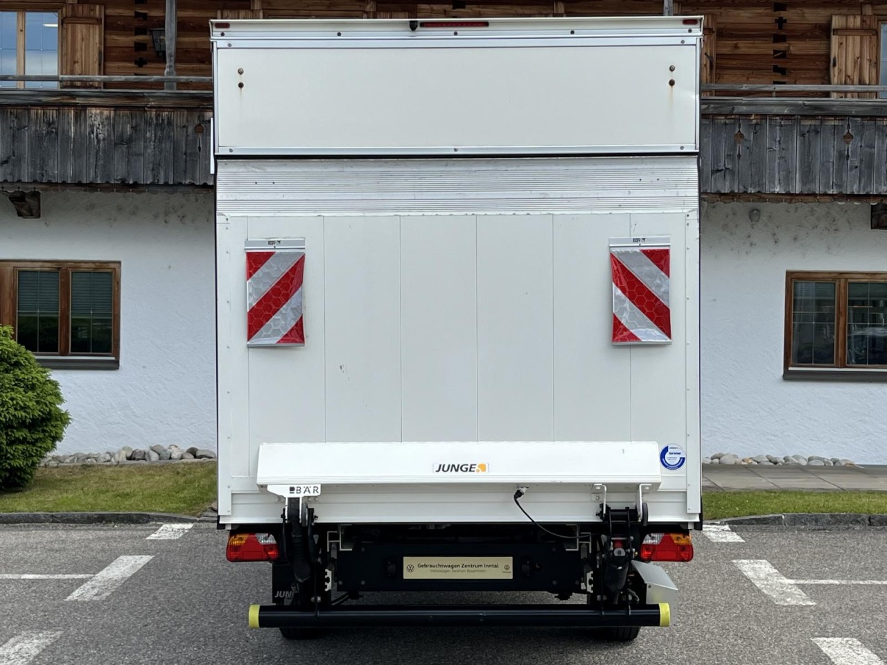 Crafter EK MR Kofferaufbau LBW 2,0 TDI DSG (Klima,Navi,Kamera,)