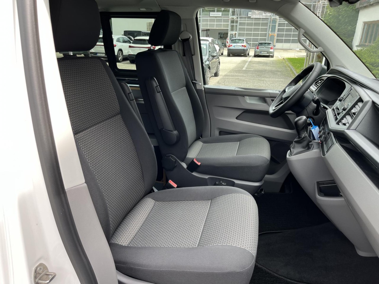 Transporter Kombi T6.1 AMF SmartTourer 2,0 TDI DSG (Küche+Aufstelldach)