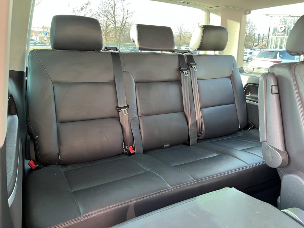 Multivan Highline 2,0 TDI DSG (AHK+Navi) Klima