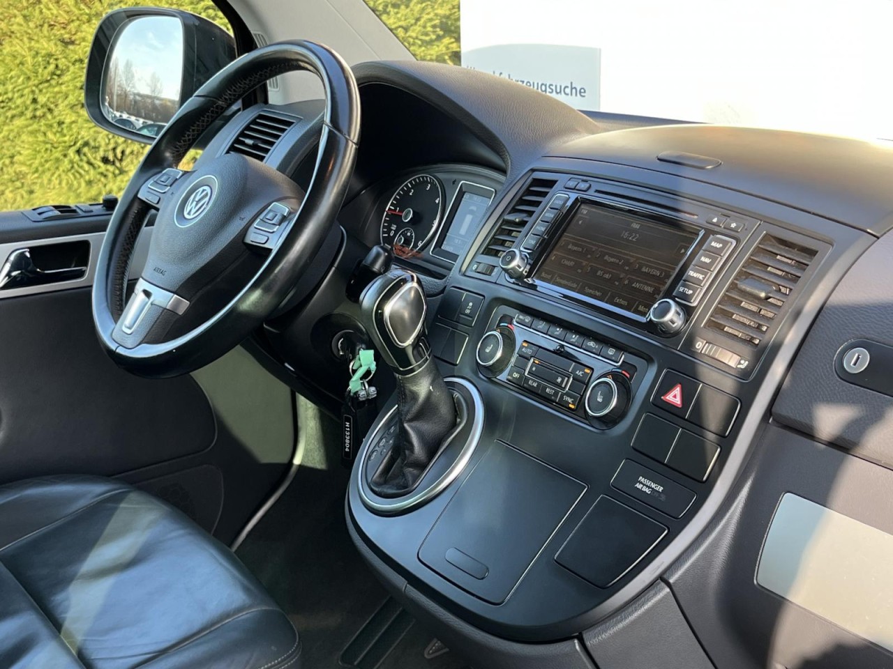 Multivan Highline 2,0 TDI DSG (AHK+Navi) Klima