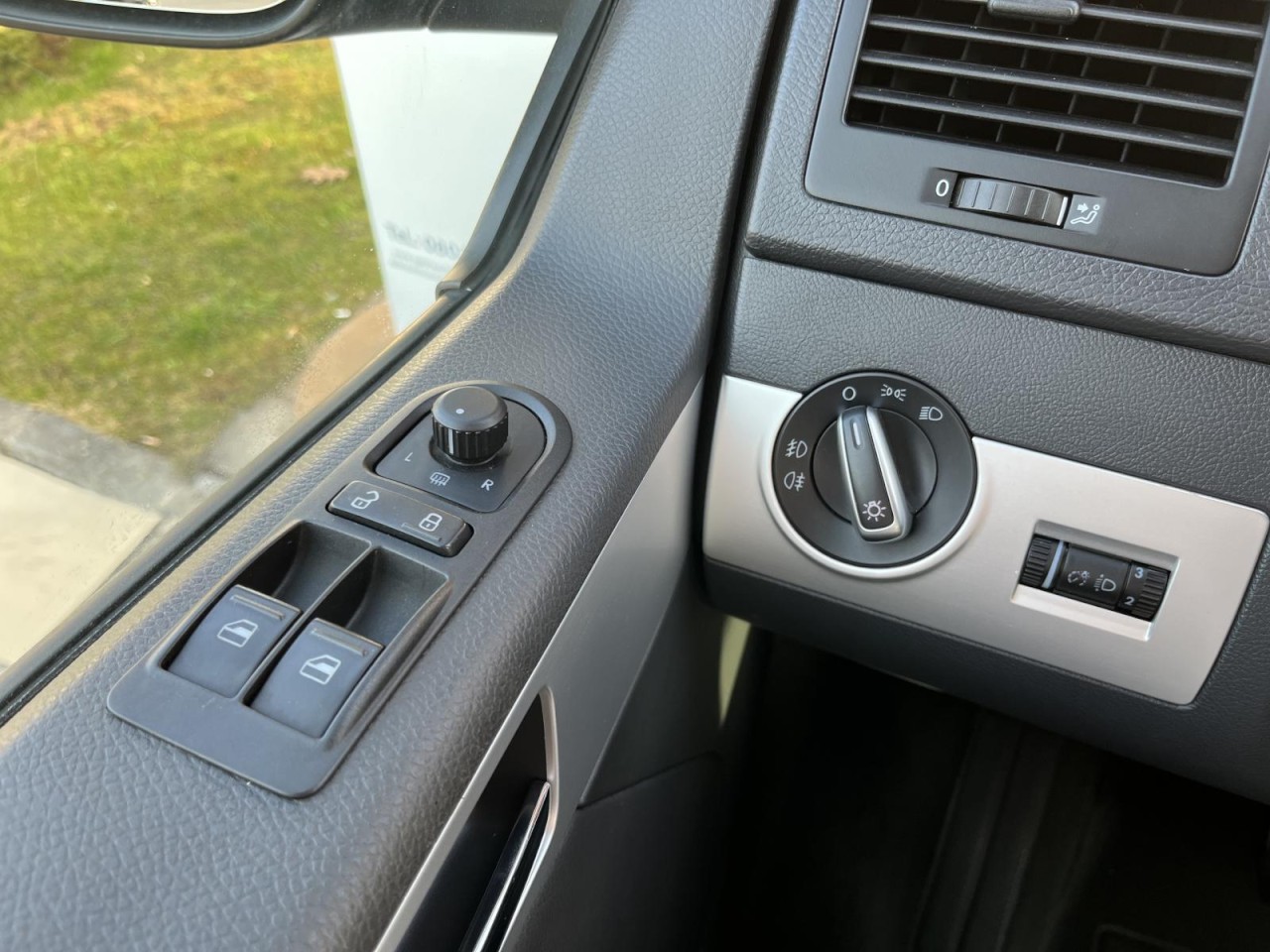 Multivan Highline 2,0 TDI DSG (AHK+Navi) Klima